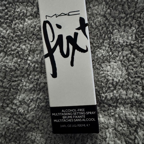 BNIB Mac Fix+ - Picture 1 of 3